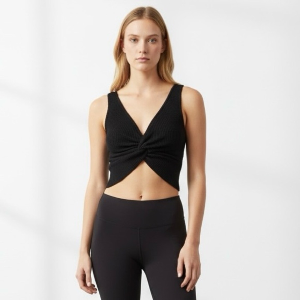 Etiquette V-Neck‎ Sleeveless Twist Front Black Crop Top
